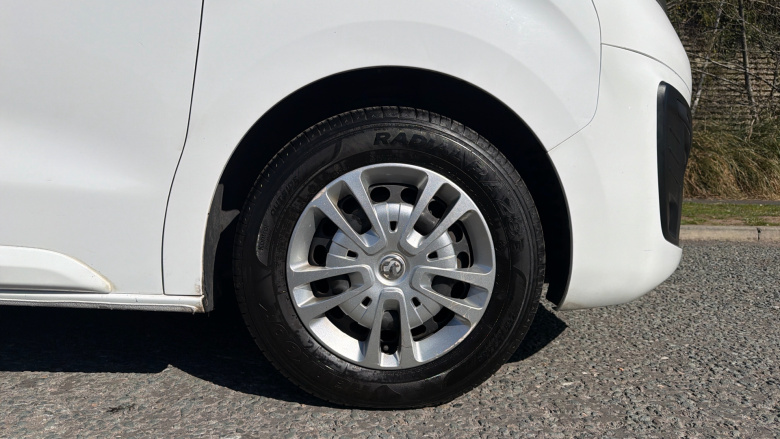 Vauxhall Vivaro L2 Diesel 2900 1.5d 100PS Sportive H1 Van